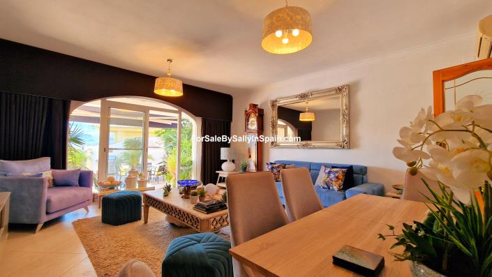 Image No.35-5 Bed Villa for sale