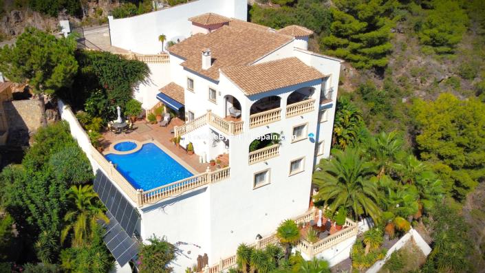 Image No.49-5 Bed Villa for sale