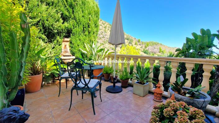 Image No.51-5 Bed Villa for sale