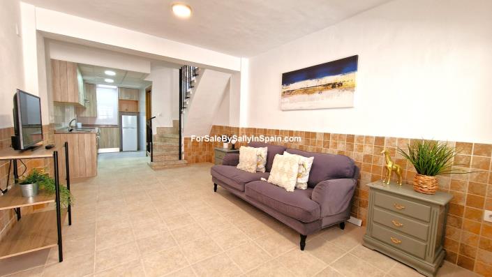 Image No.10-2 Bed Townhouse for sale