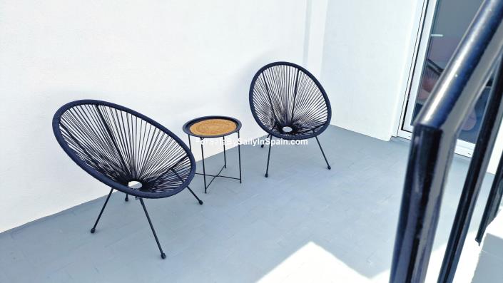 Image No.32-2 Bed Townhouse for sale