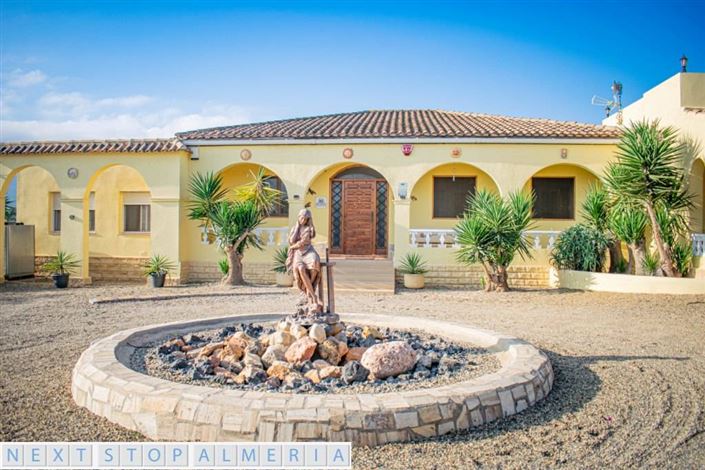 Image No.5-Propriété de 7 chambres à vendre à Turre