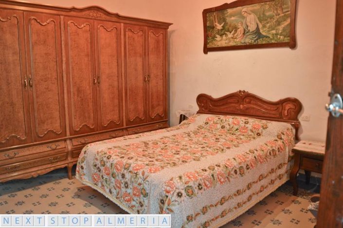 Image No.30-4 Bed Village House for sale