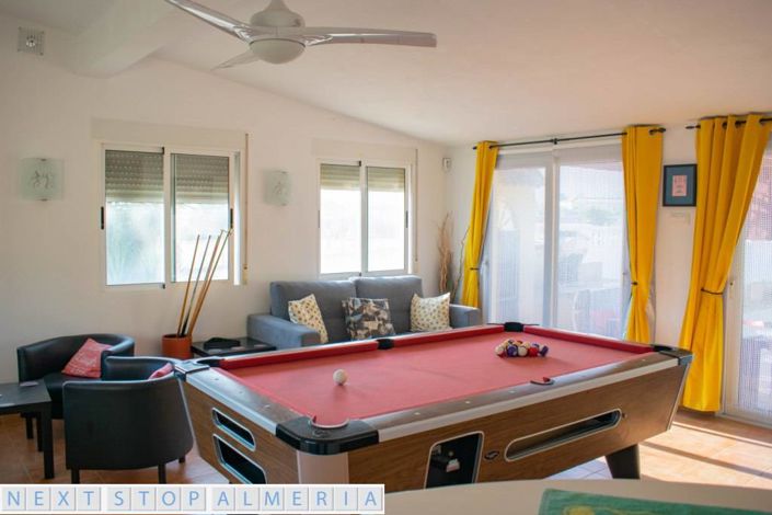 Image No.34-7 Bed Property for sale