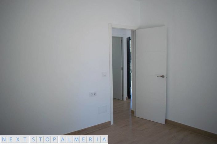 Image No.30-2 Bed Property for sale