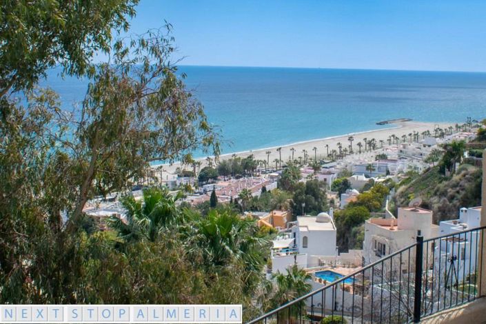 Image No.33-2 Bed Property for sale