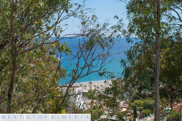 Image No.34-2 Bed Property for sale