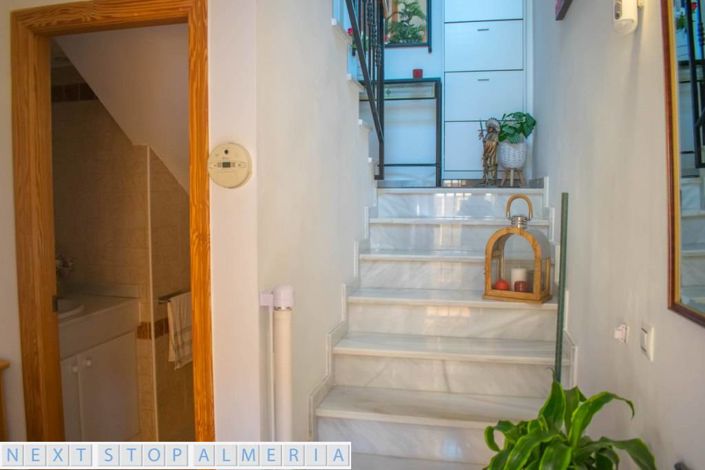 Image No.32-3 Bed Property for sale