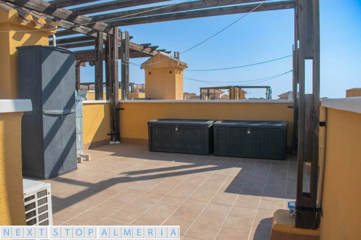 Image No.58-3 Bed Property for sale