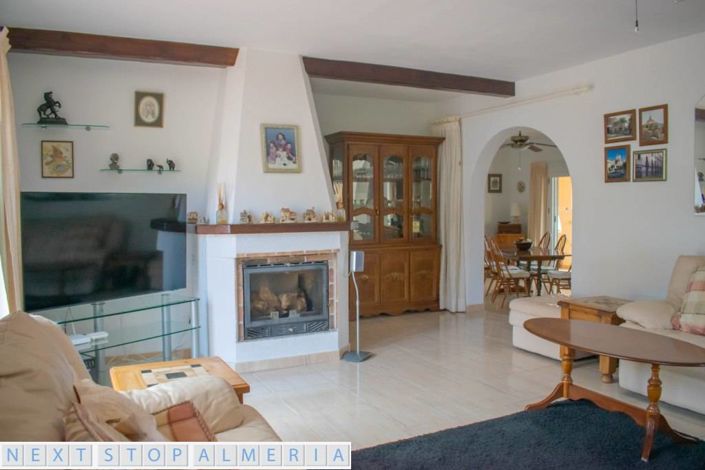 Image No.14-4 Bed Property for sale