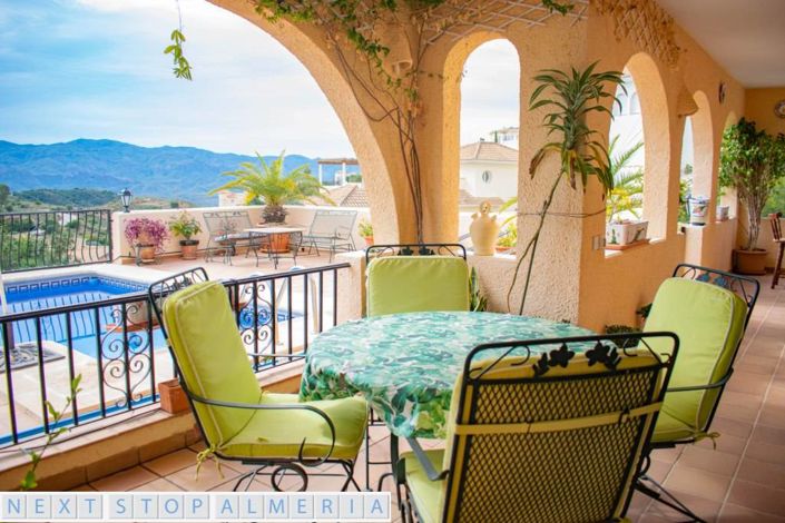 Image No.32-4 Bed Property for sale