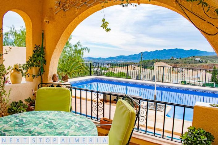 Image No.33-4 Bed Property for sale