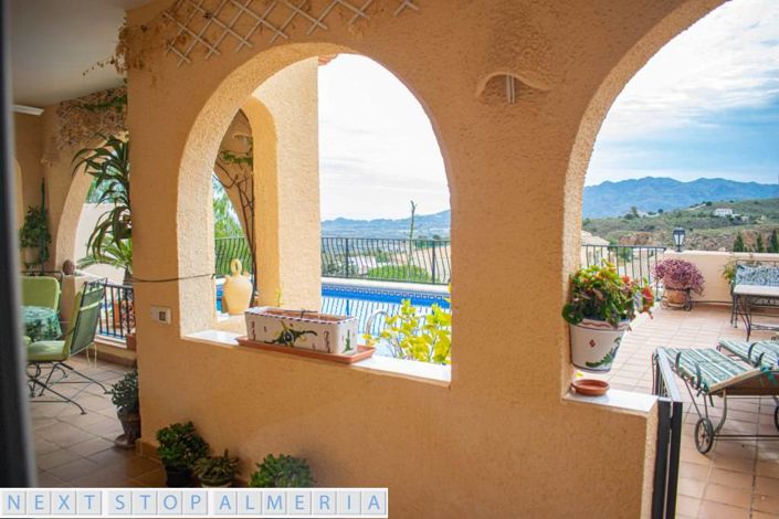 Image No.53-4 Bed Property for sale