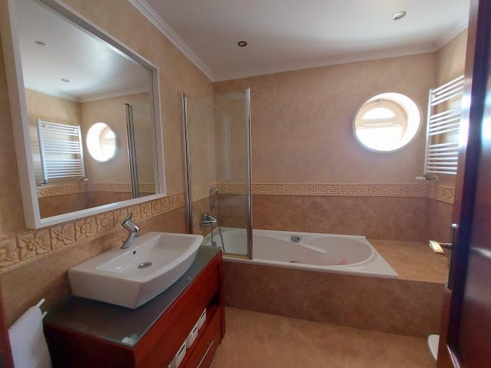 Image No.23-5 Bed House/Villa for sale