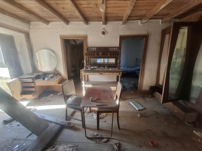 Image No.9-3 Bed Property for sale