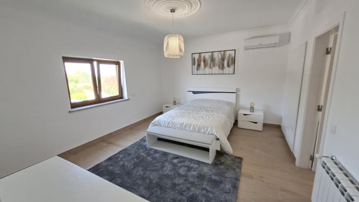 Image No.9-Maison / Villa de 5 chambres à vendre à Caldas da Rainha