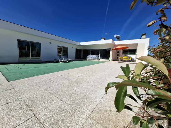 Image No.3-Maison / Villa de 4 chambres à vendre à Caldas da Rainha