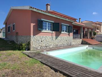 20250821_120303_resized