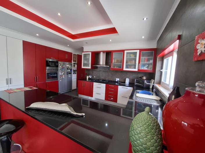 Image No.7-Maison / Villa de 4 chambres à vendre à Caldas da Rainha