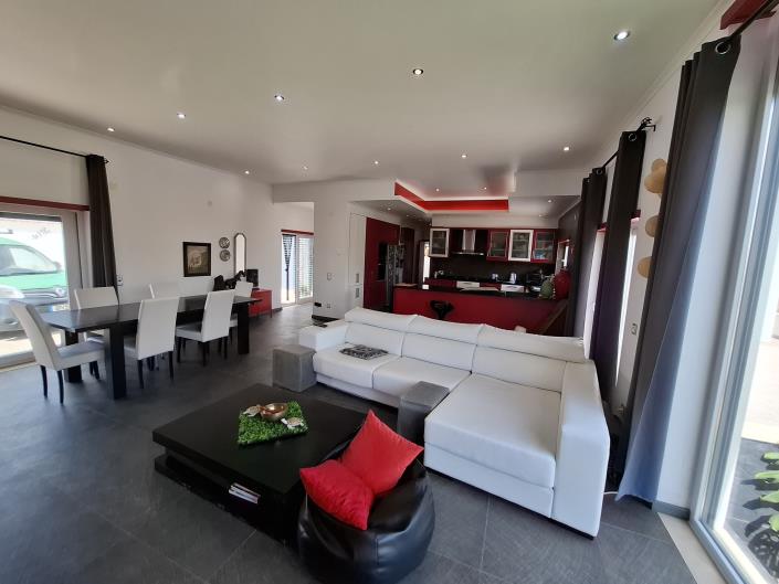 Image No.11-Maison / Villa de 4 chambres à vendre à Caldas da Rainha