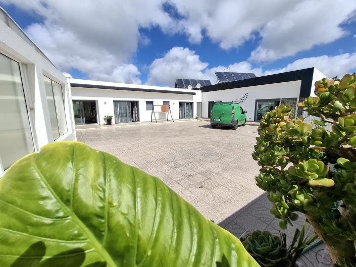 Image No.2-Maison / Villa de 4 chambres à vendre à Caldas da Rainha