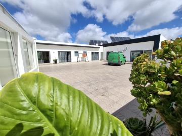 20250903_121001_resized