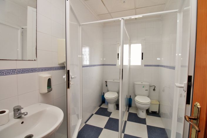 Image No.15-Commercial de 3 chambres à vendre à Villamartin