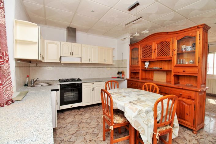 Image No.22-Commercial de 3 chambres à vendre à Villamartin