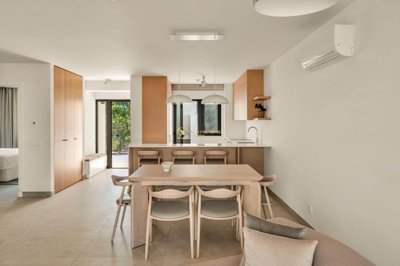 1706-449315-4017d2f44a169e2070a298ad08d2a2828