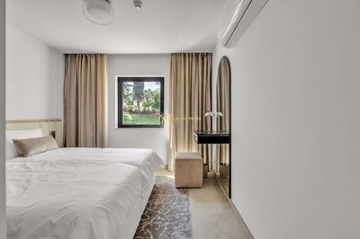 1706-449316-4017d2f44a169e2070a298ad08d2a2828