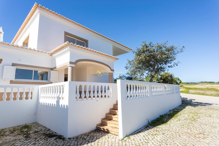 Image No.3-Villa de 4 chambres à vendre à Vila do Bispo