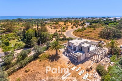 1706-635599-4017d2f44a169e2070a298ad08d2a2828