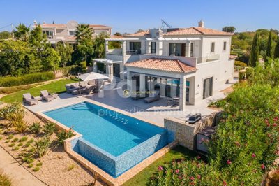 1706-636092-4017d2f44a169e2070a298ad08d2a2828