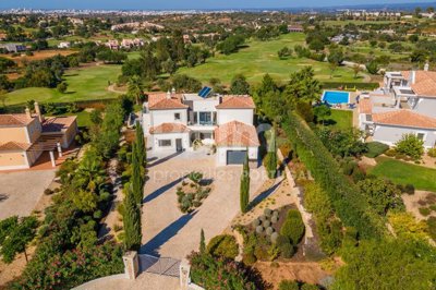 1706-636092-4017d2f44a169e2070a298ad08d2a2828