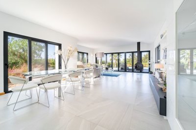 1706-636092-4017d2f44a169e2070a298ad08d2a2828