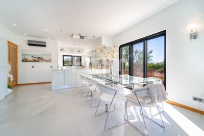 1706-636092-4017d2f44a169e2070a298ad08d2a2828