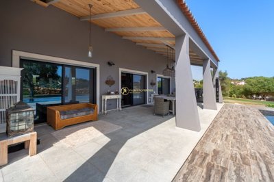 1706-638738-4017d2f44a169e2070a298ad08d2a2828