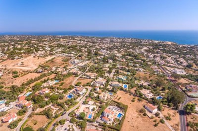 1706-640222-4017d2f44a169e2070a298ad08d2a2828