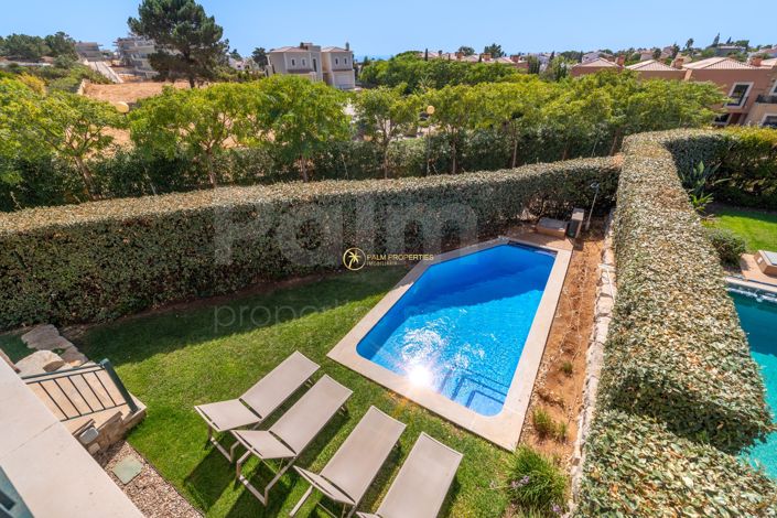 Image No.28-3 Bed Townhouse for sale