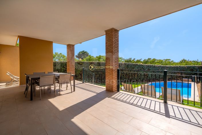 Image No.45-3 Bed Townhouse for sale