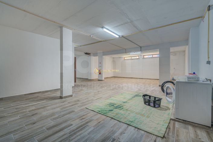 Image No.59-3 Bed Townhouse for sale