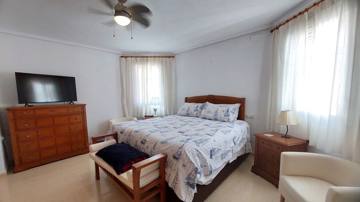 Image No.14-3 Bed Villa for sale