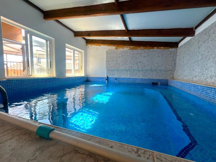 Image No.5-4 Bed Villa for sale