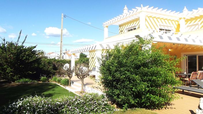 Image No.15-3 Bed Villa for sale