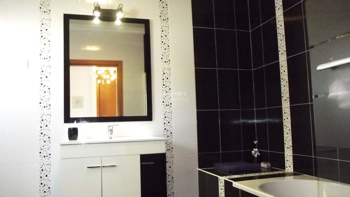 Image No.19-3 Bed Villa for sale