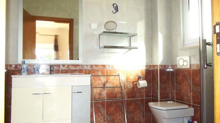 Image No.28-3 Bed Villa for sale