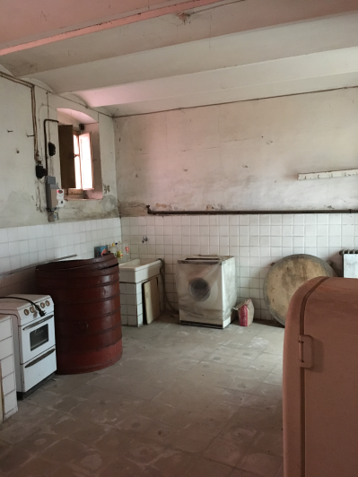 Image No.25-6 Bed Townhouse for sale