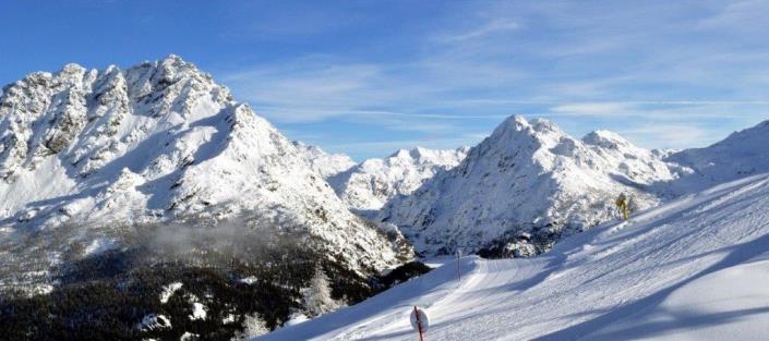 Image No.58-4 Bed Country Property for sale