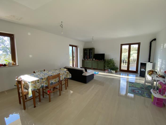 Image No.10-3 Bed House/Villa for sale