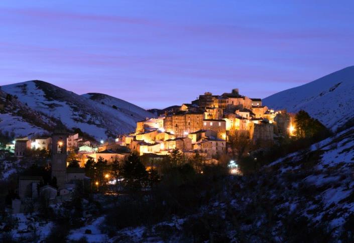 Image No.27-Ferme de 3 chambres à vendre à Casoli